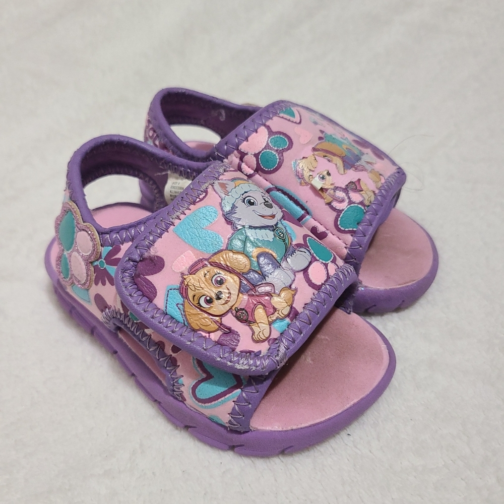 Paw Patrol Toddler Girl's Sandals  Adjustable Strap  Size 5 purple, pink